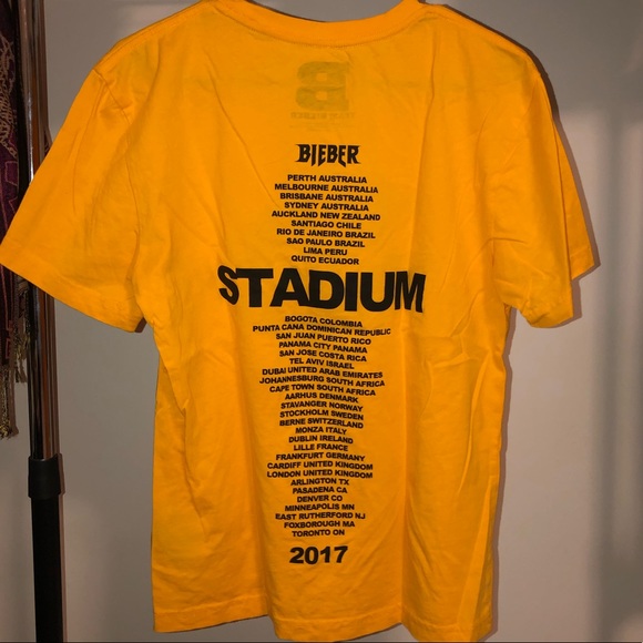 Justin Bieber Stadium Tour T-Shirt - Picture 2 of 4